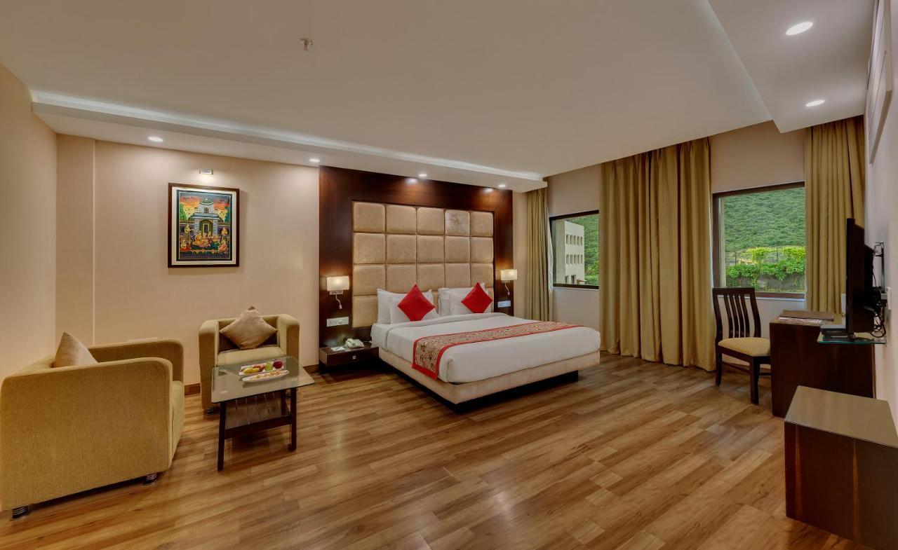 Spectrum Resort, Spa & Residences Udaipur Exterior photo